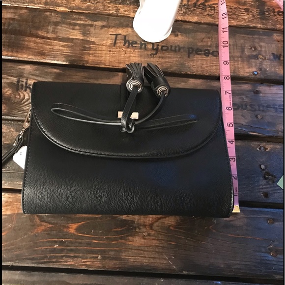 Charming Charlies Clutch - Picture 5 of 7